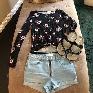 Long sleeve crop top